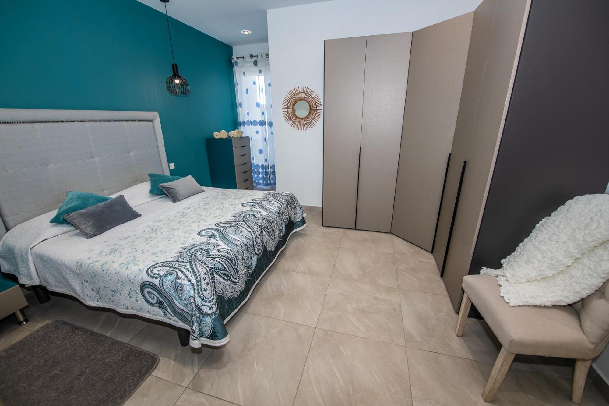 Clifftop Modern * Mellieha